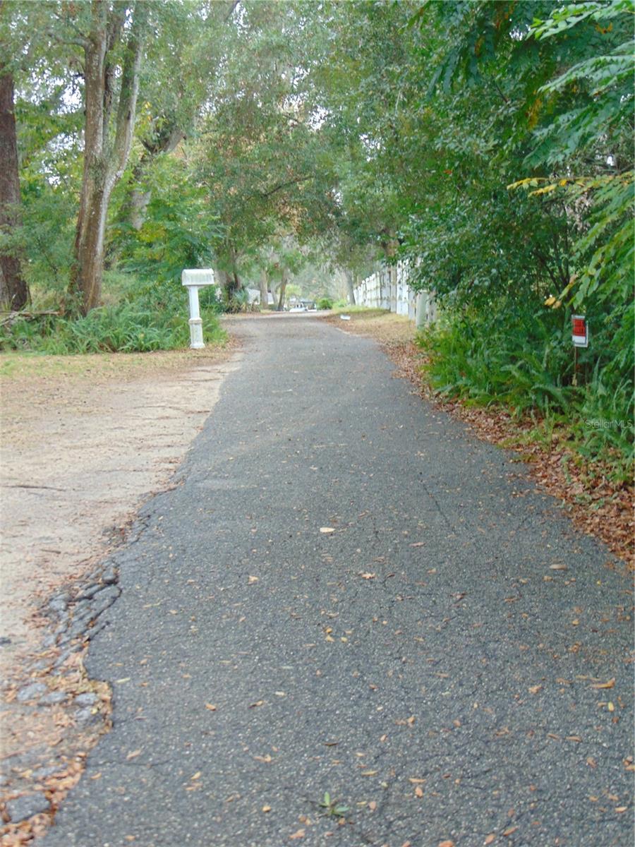 Image 5 of 6 For Fairway Avenue