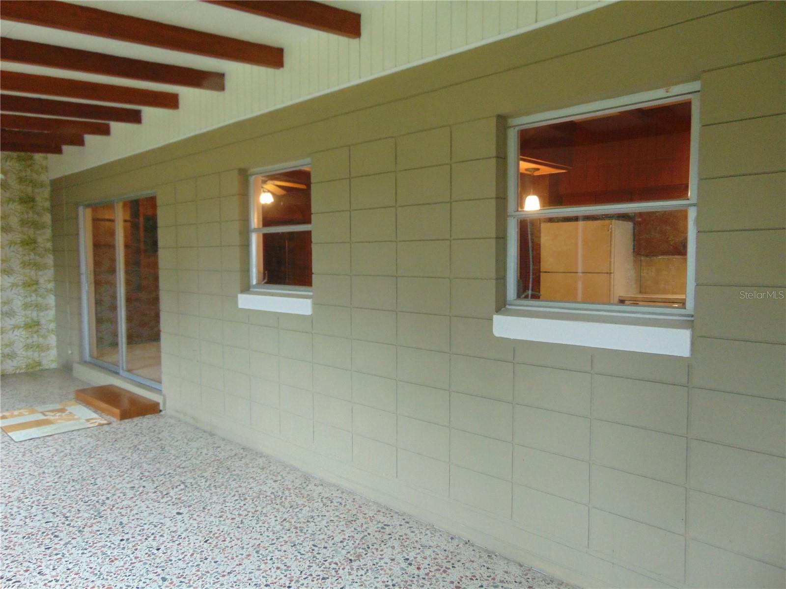 Image 13 of 45 For 2435 Broadvue Avenue