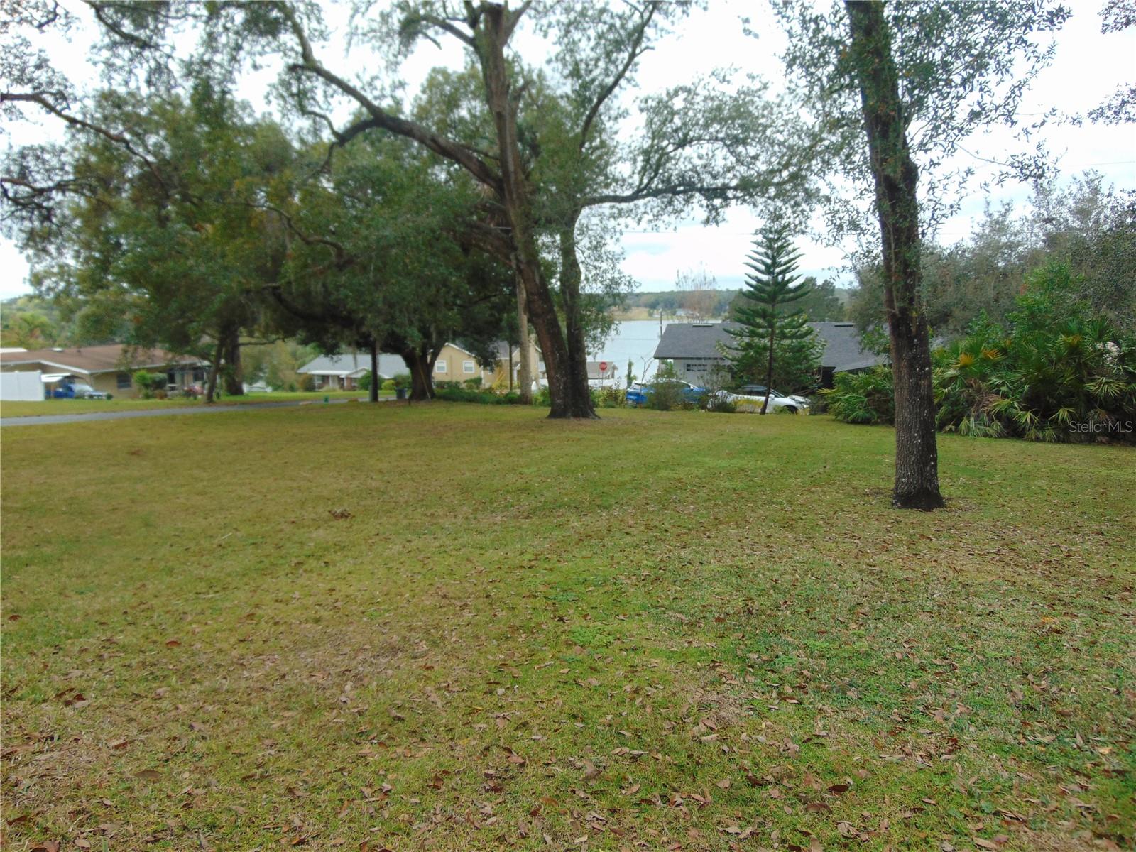 Image 16 of 45 For 2435 Broadvue Avenue