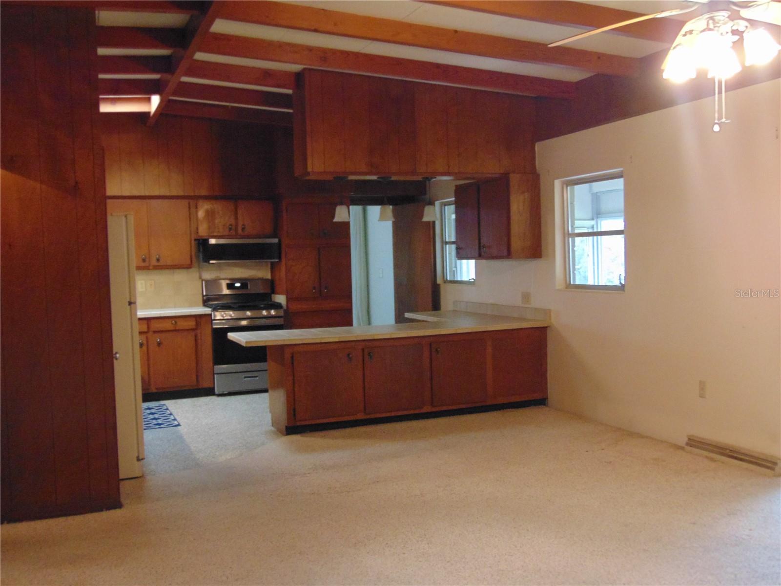 Image 20 of 45 For 2435 Broadvue Avenue