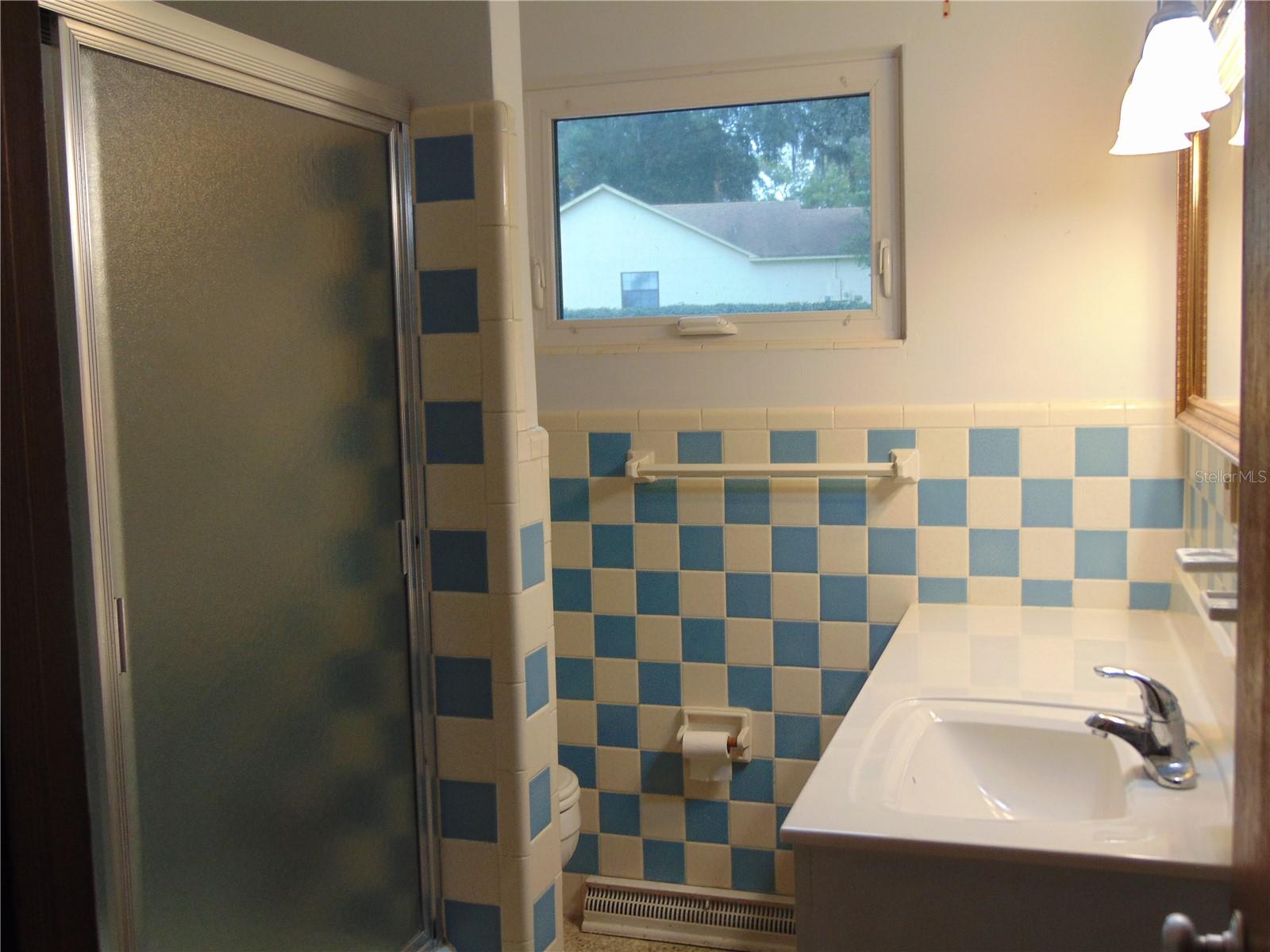 Image 36 of 45 For 2435 Broadvue Avenue