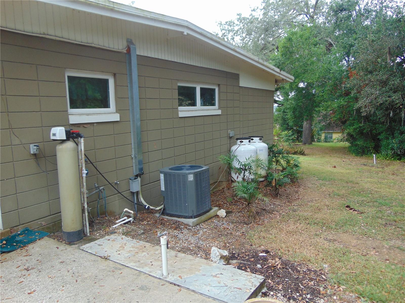 Image 42 of 45 For 2435 Broadvue Avenue