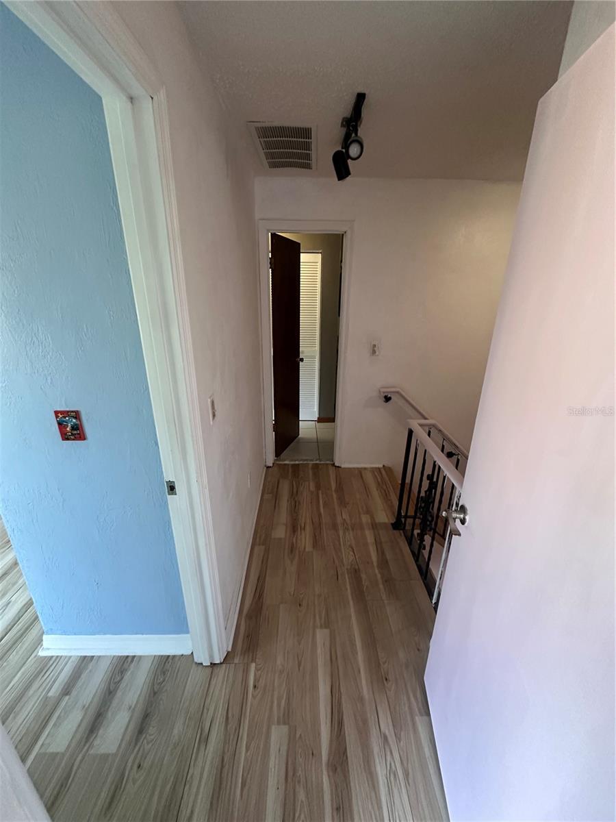 Image 17 of 28 For 2016 Oak Meadow Circle