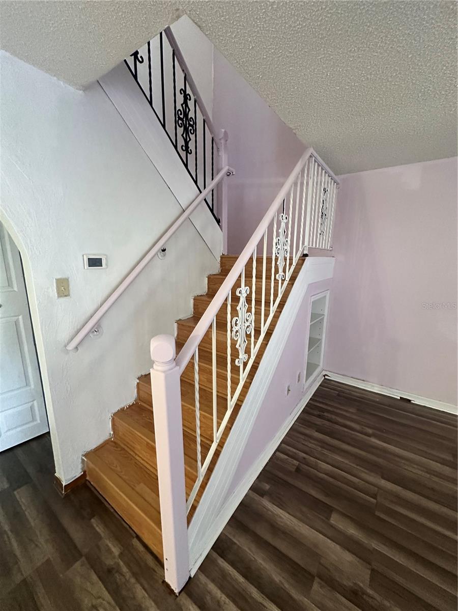 Image 5 of 28 For 2016 Oak Meadow Circle