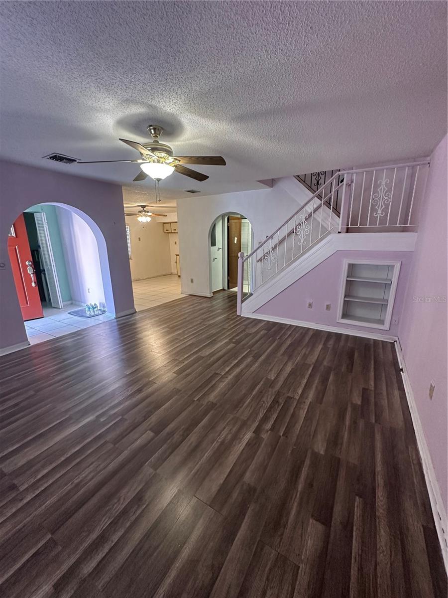 Image 6 of 28 For 2016 Oak Meadow Circle