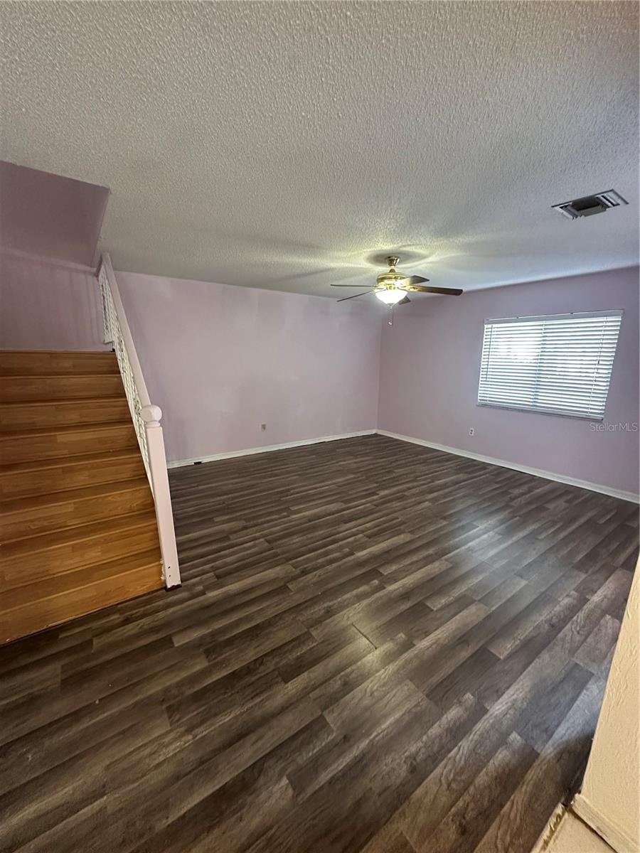 Image 7 of 28 For 2016 Oak Meadow Circle