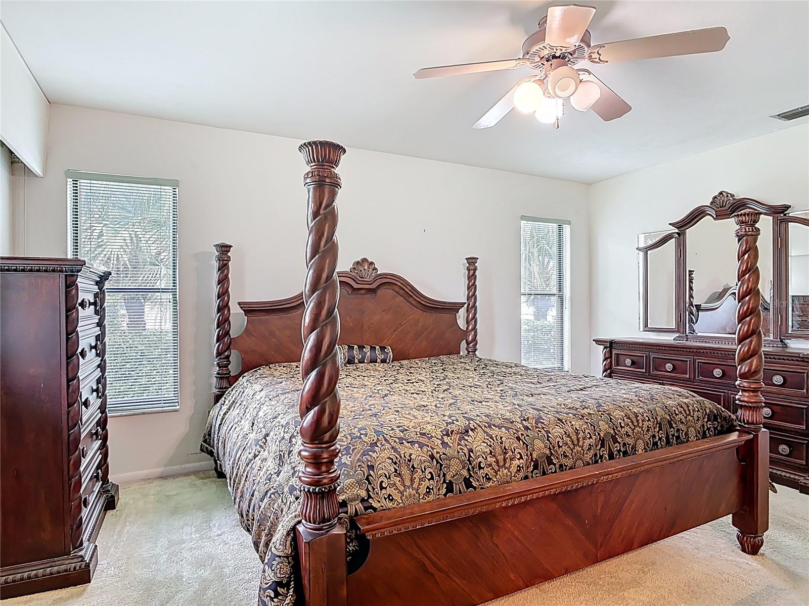 Image 11 of 36 For 1066 Clubhouse Boulevard