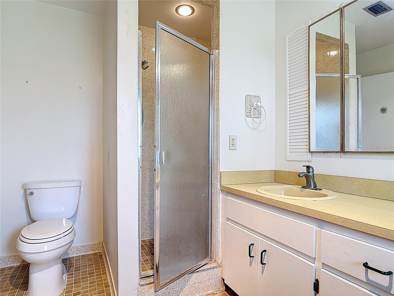 Image 12 of 36 For 1066 Clubhouse Boulevard