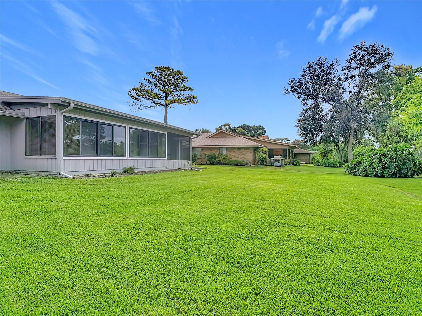 Image 32 of 36 For 1066 Clubhouse Boulevard