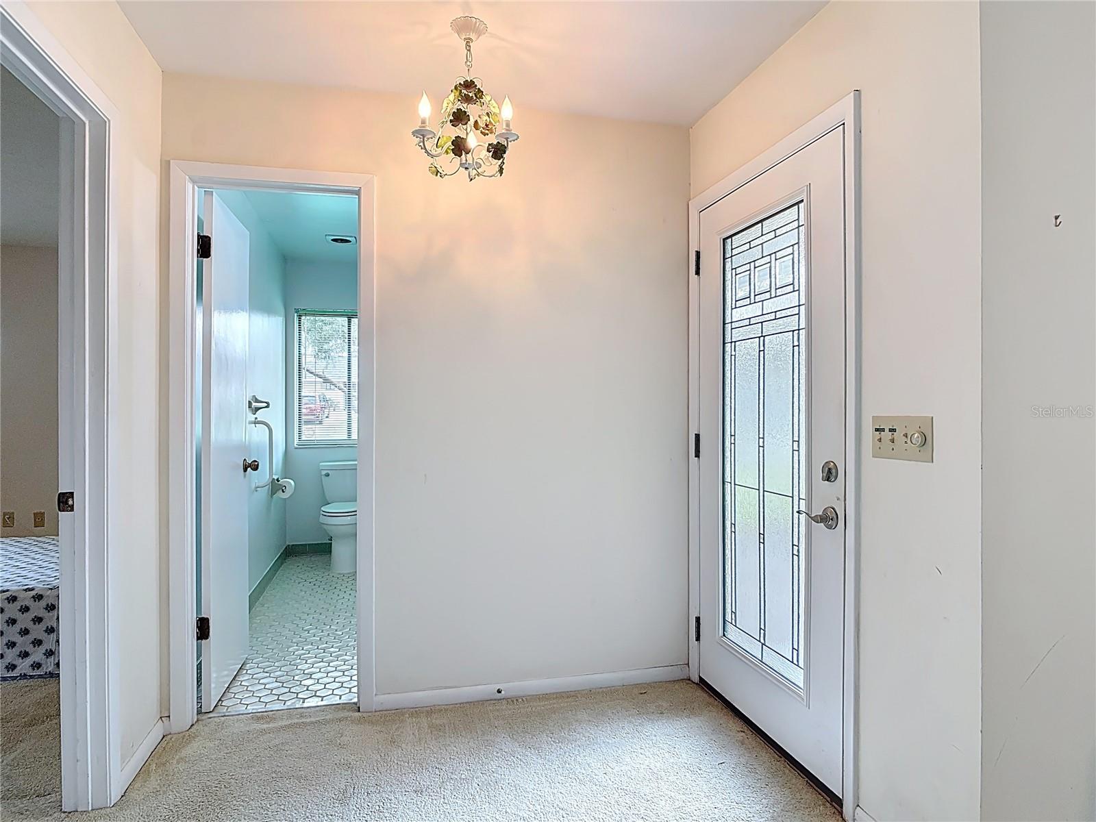 Image 5 of 36 For 1066 Clubhouse Boulevard