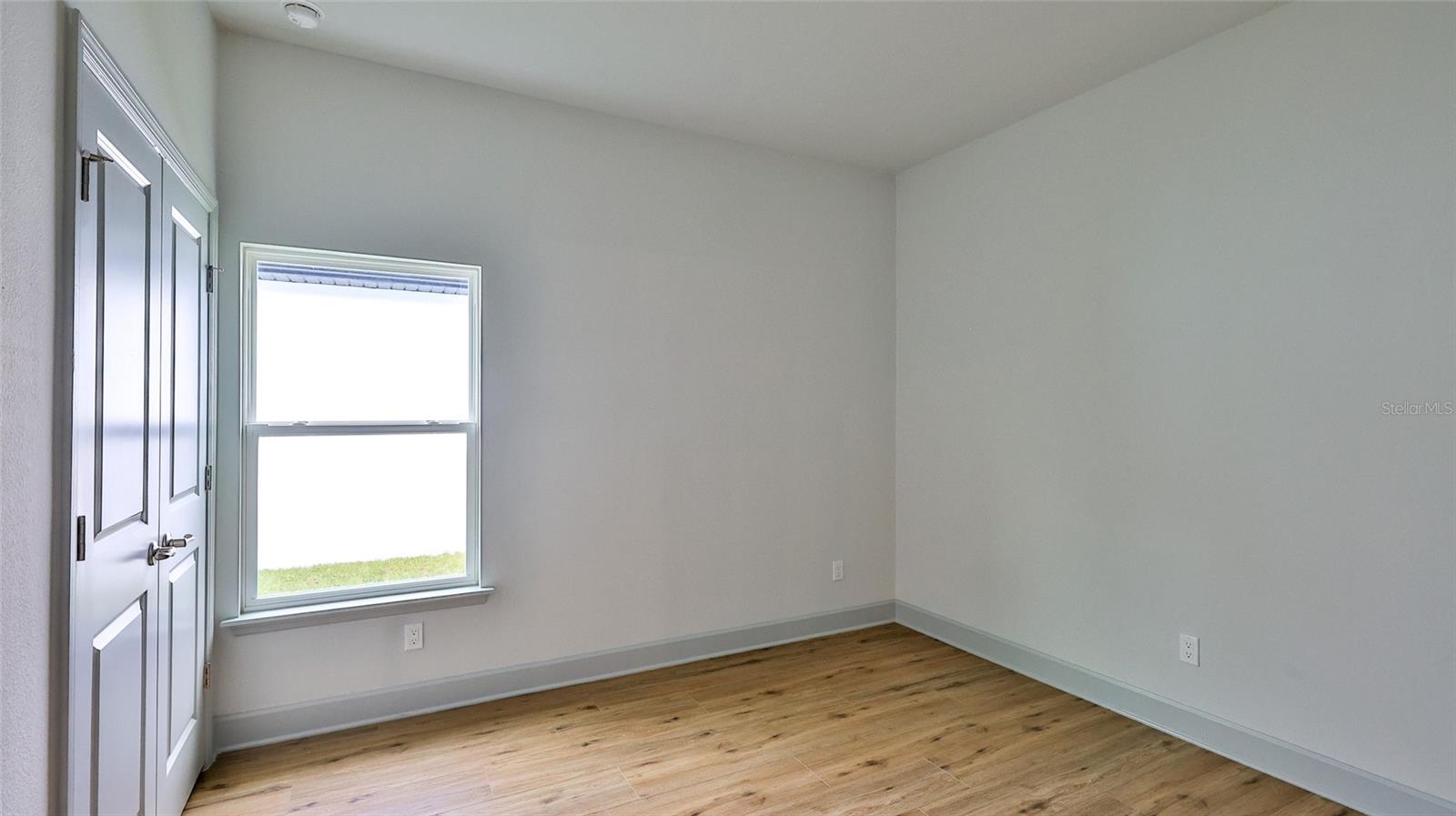 Image 17 of 35 For 407 Palm Drive