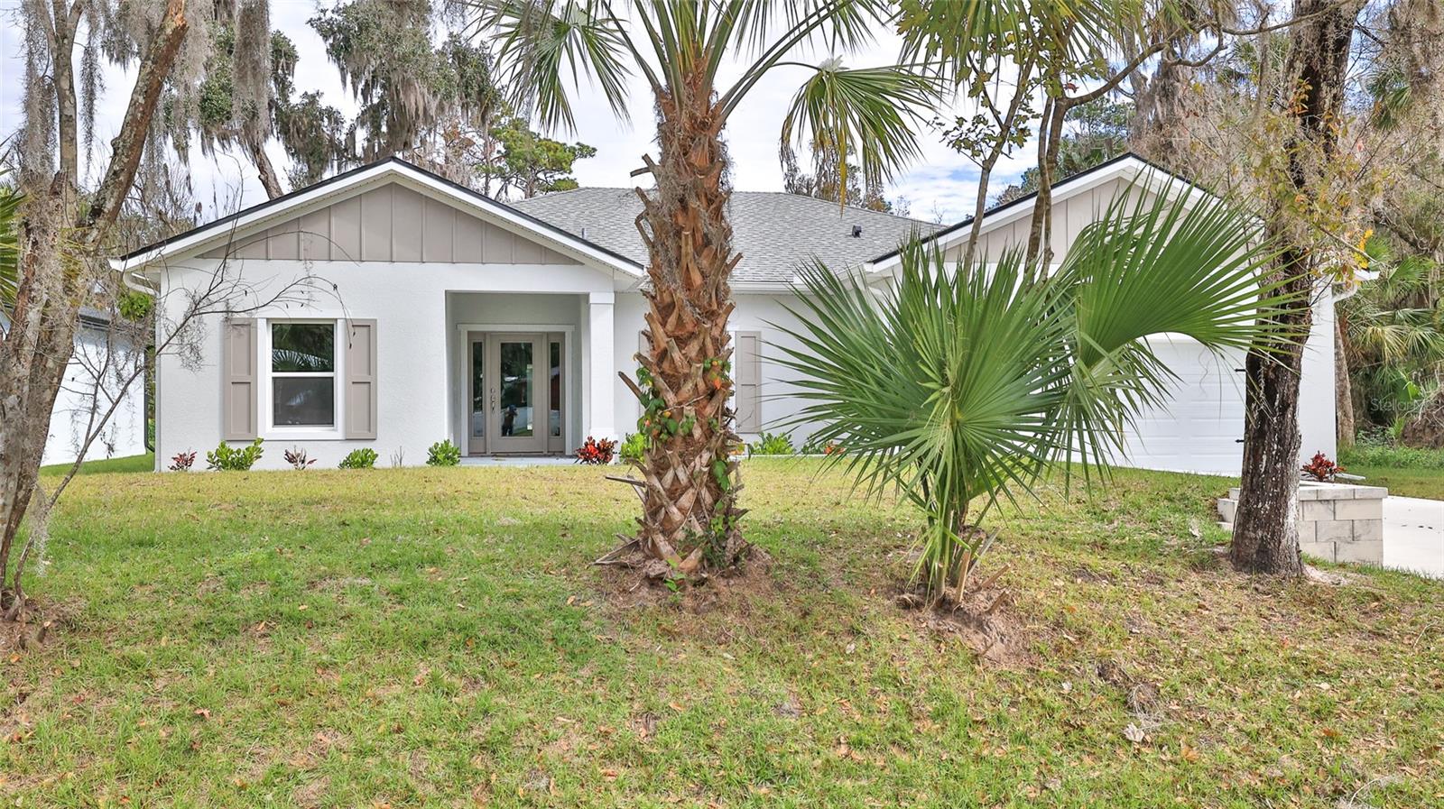 Image 2 of 35 For 407 Palm Drive