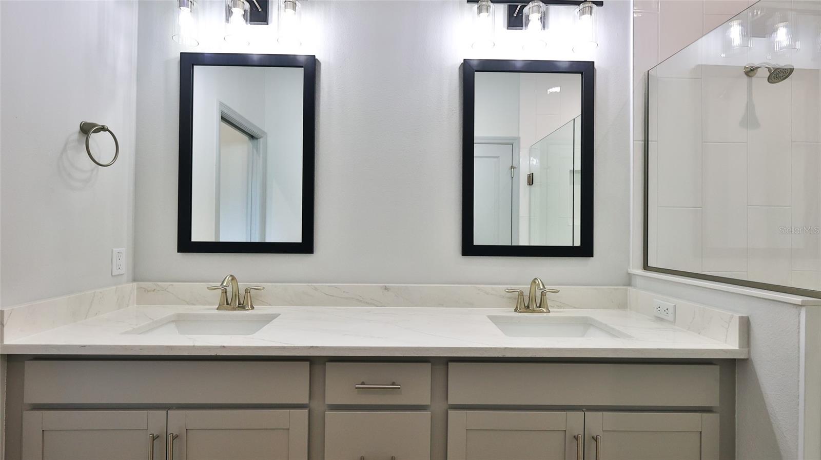 Image 29 of 35 For 407 Palm Drive