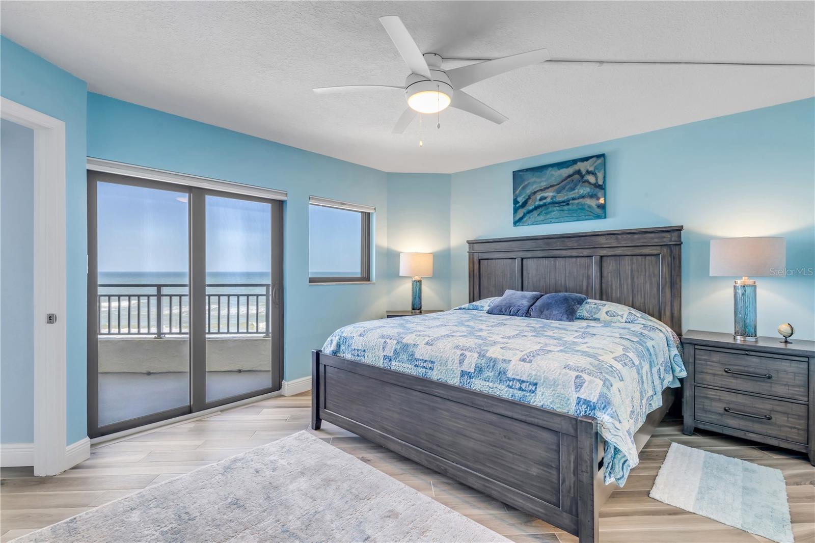 Image 21 of 68 For 5207 Atlantic Avenue 924