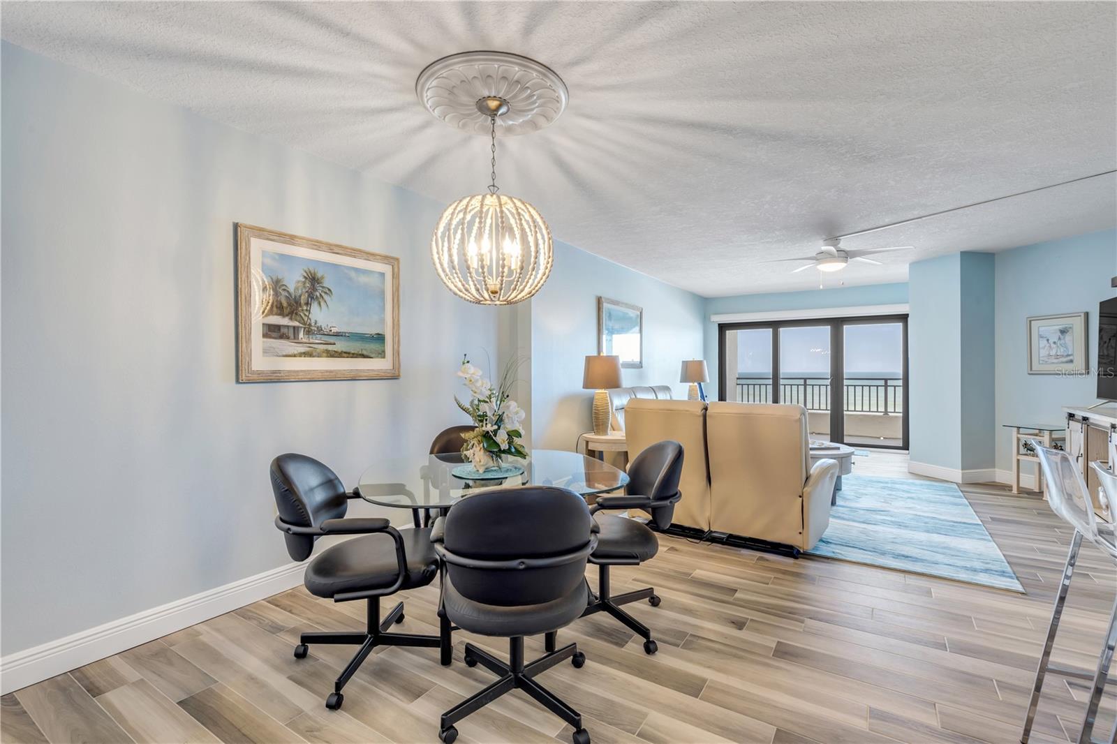 Image 3 of 68 For 5207 Atlantic Avenue 924