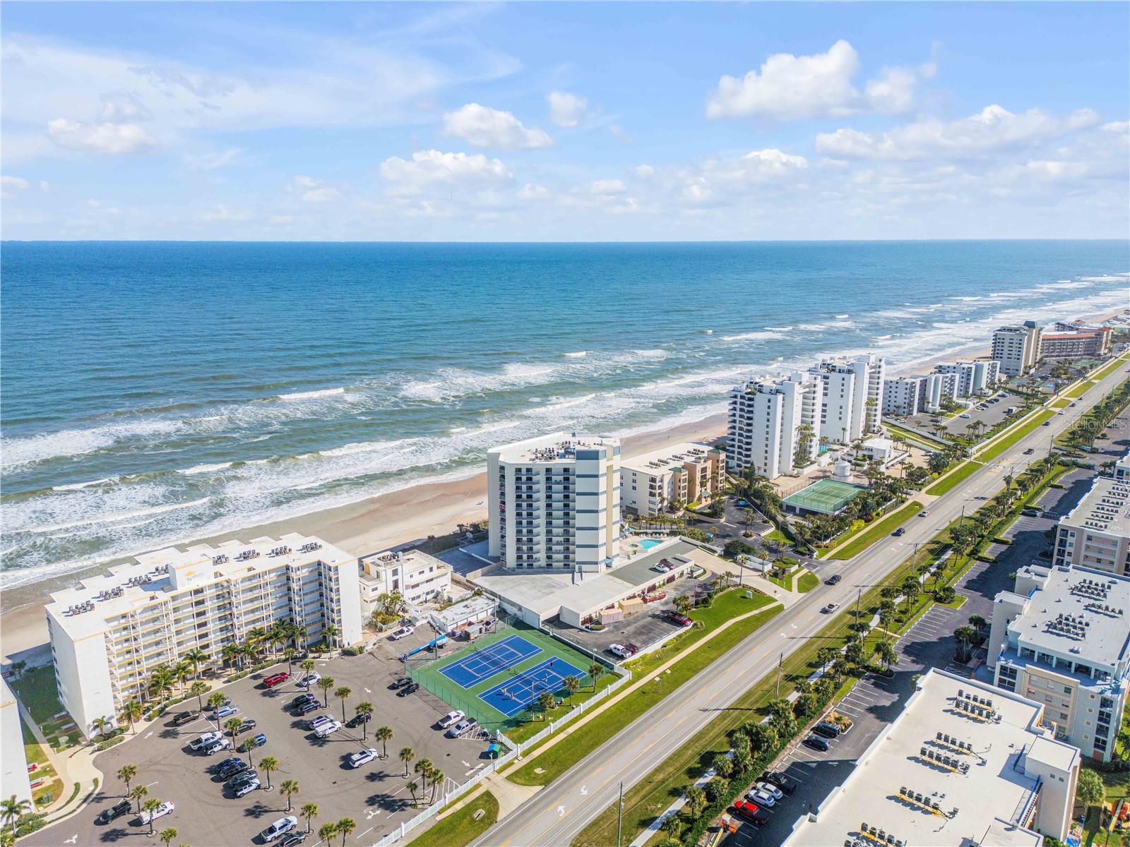 Image 46 of 68 For 5207 Atlantic Avenue 924