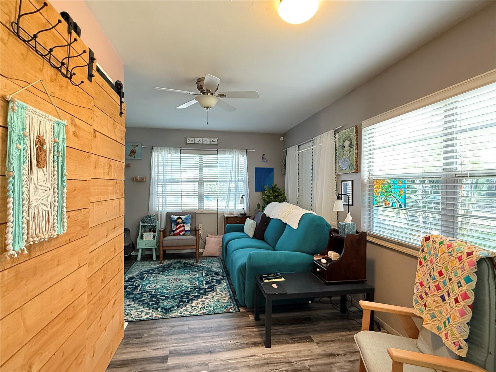 Image 10 of 53 For 2805 Saxon Drive