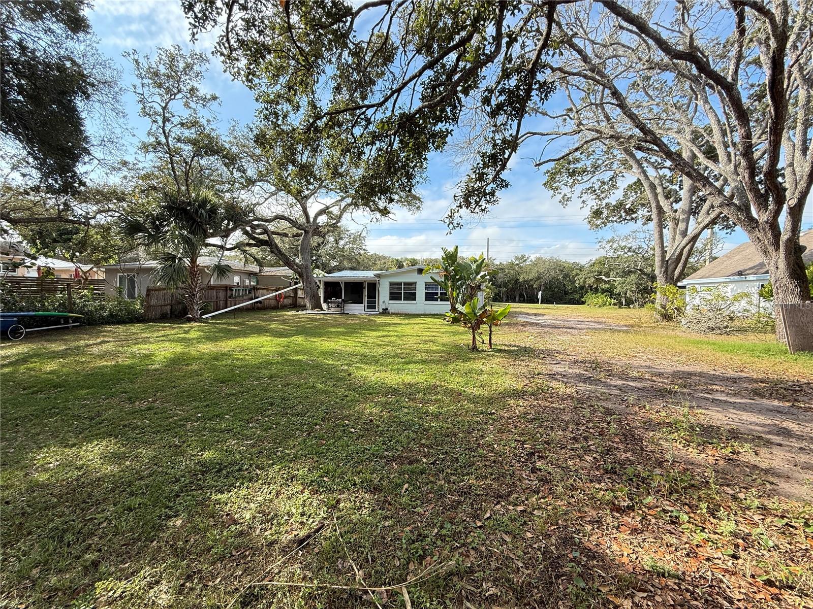 Image 20 of 53 For 2805 Saxon Drive