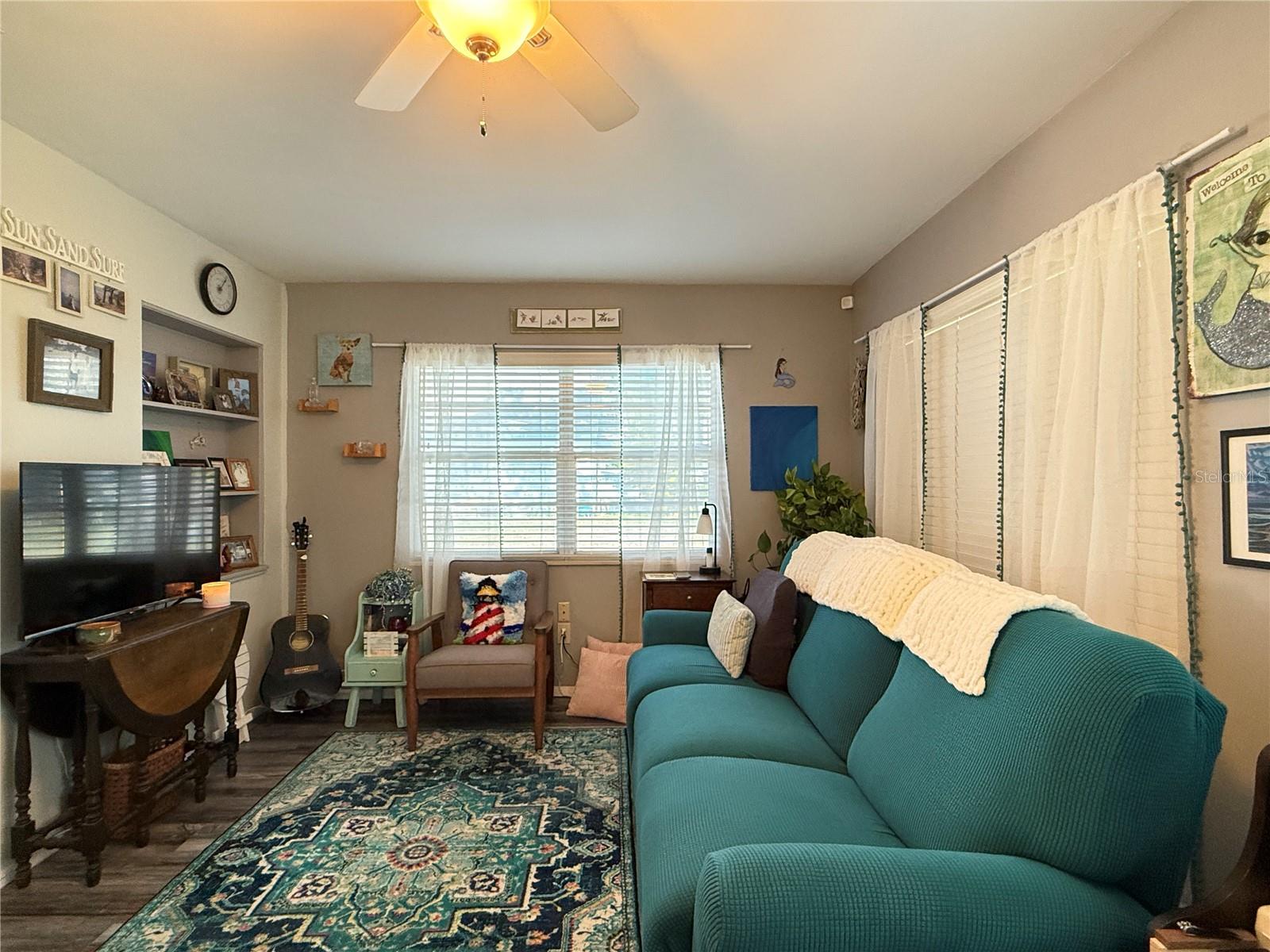 Image 9 of 53 For 2805 Saxon Drive