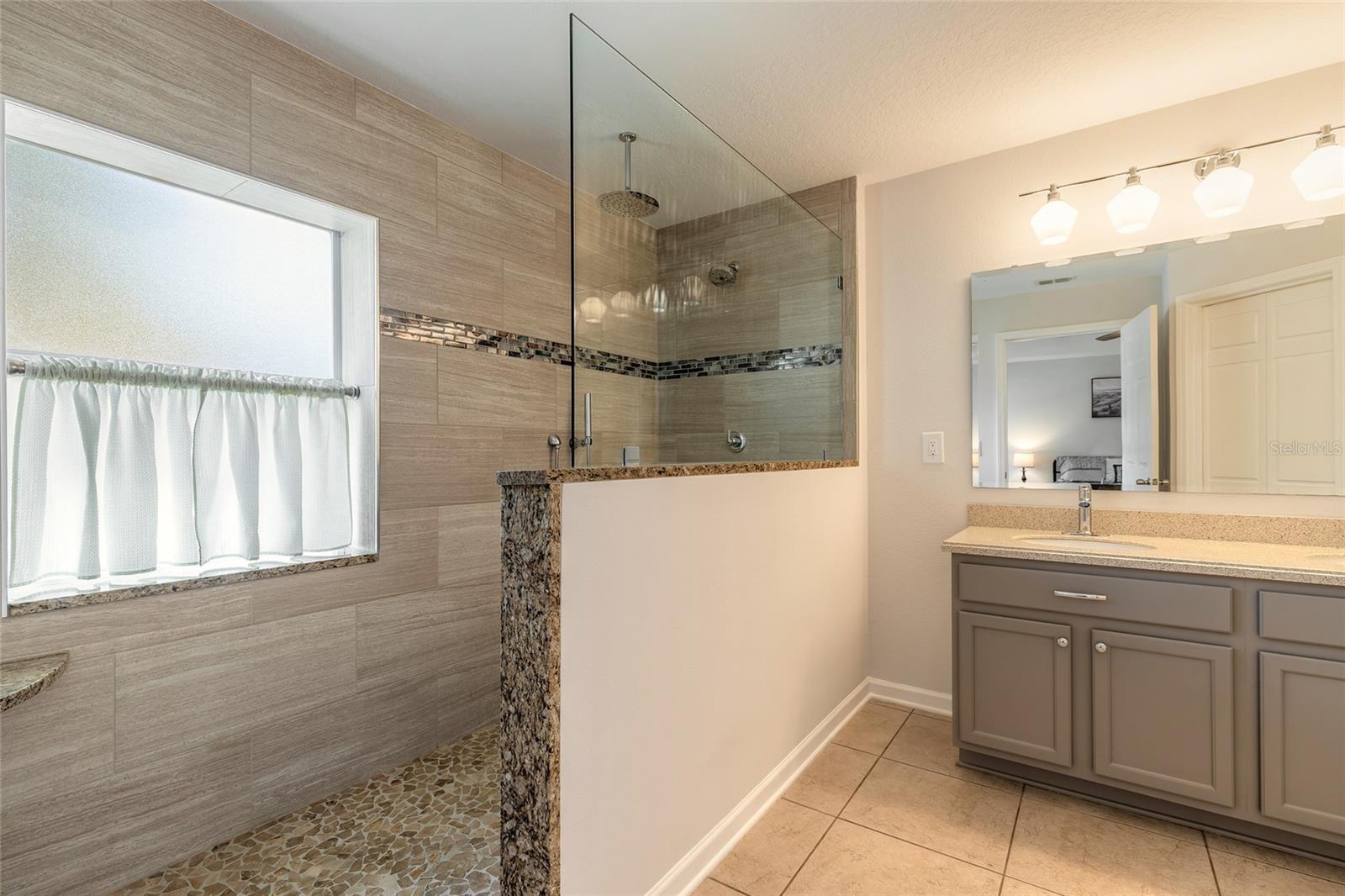 Image 19 of 58 For 3361 Medici Boulevard