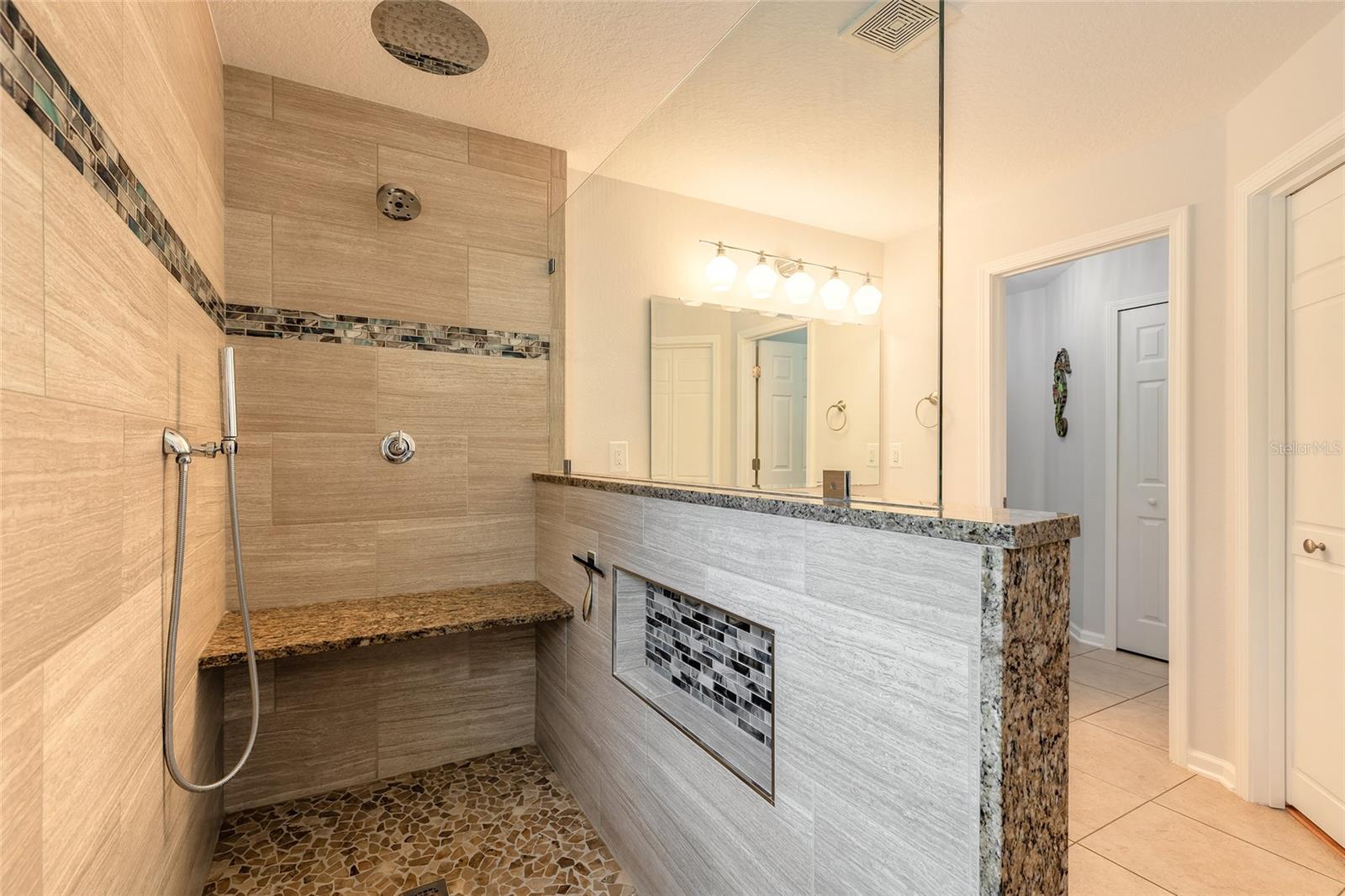 Image 21 of 58 For 3361 Medici Boulevard