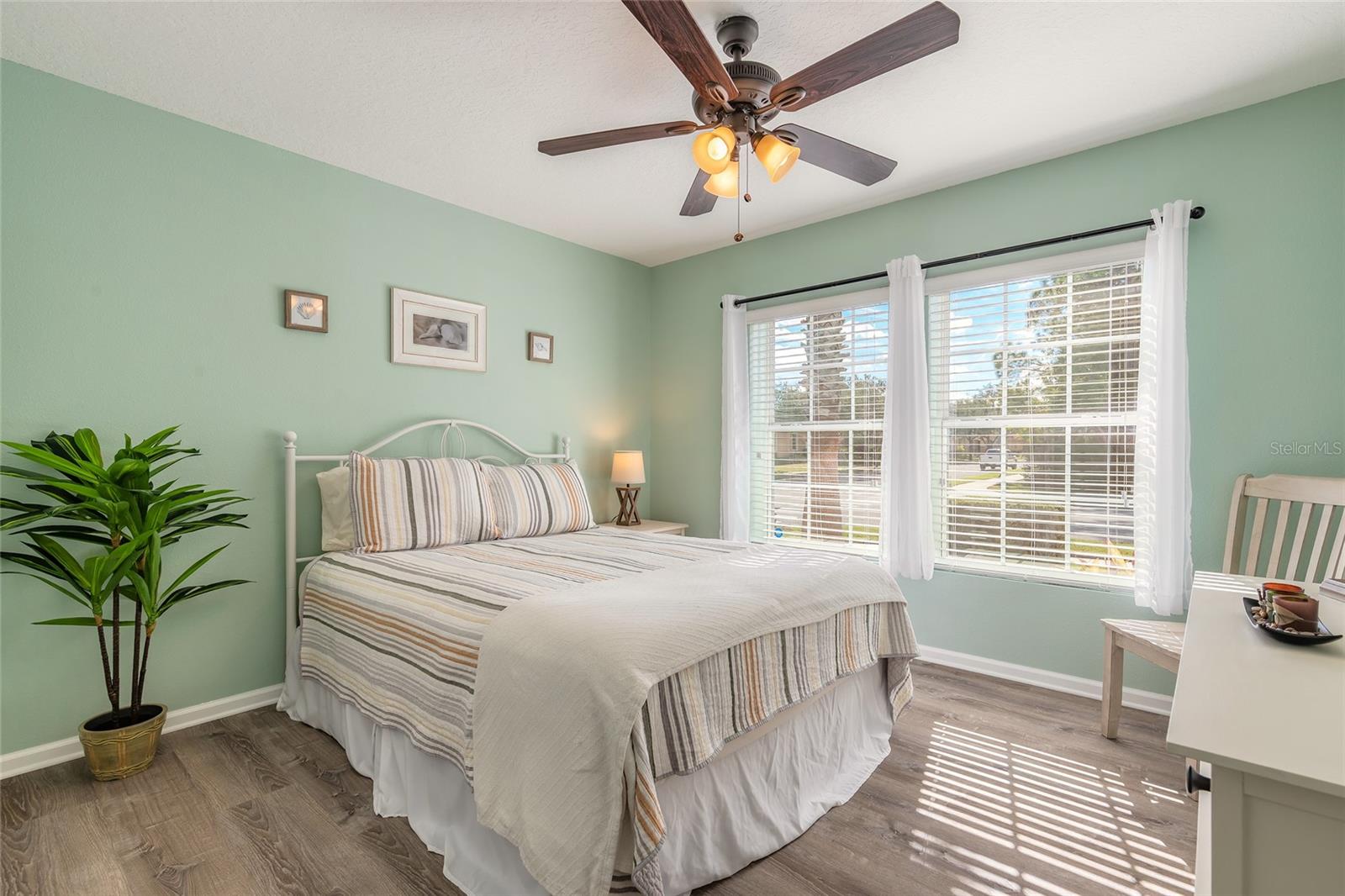 Image 28 of 58 For 3361 Medici Boulevard