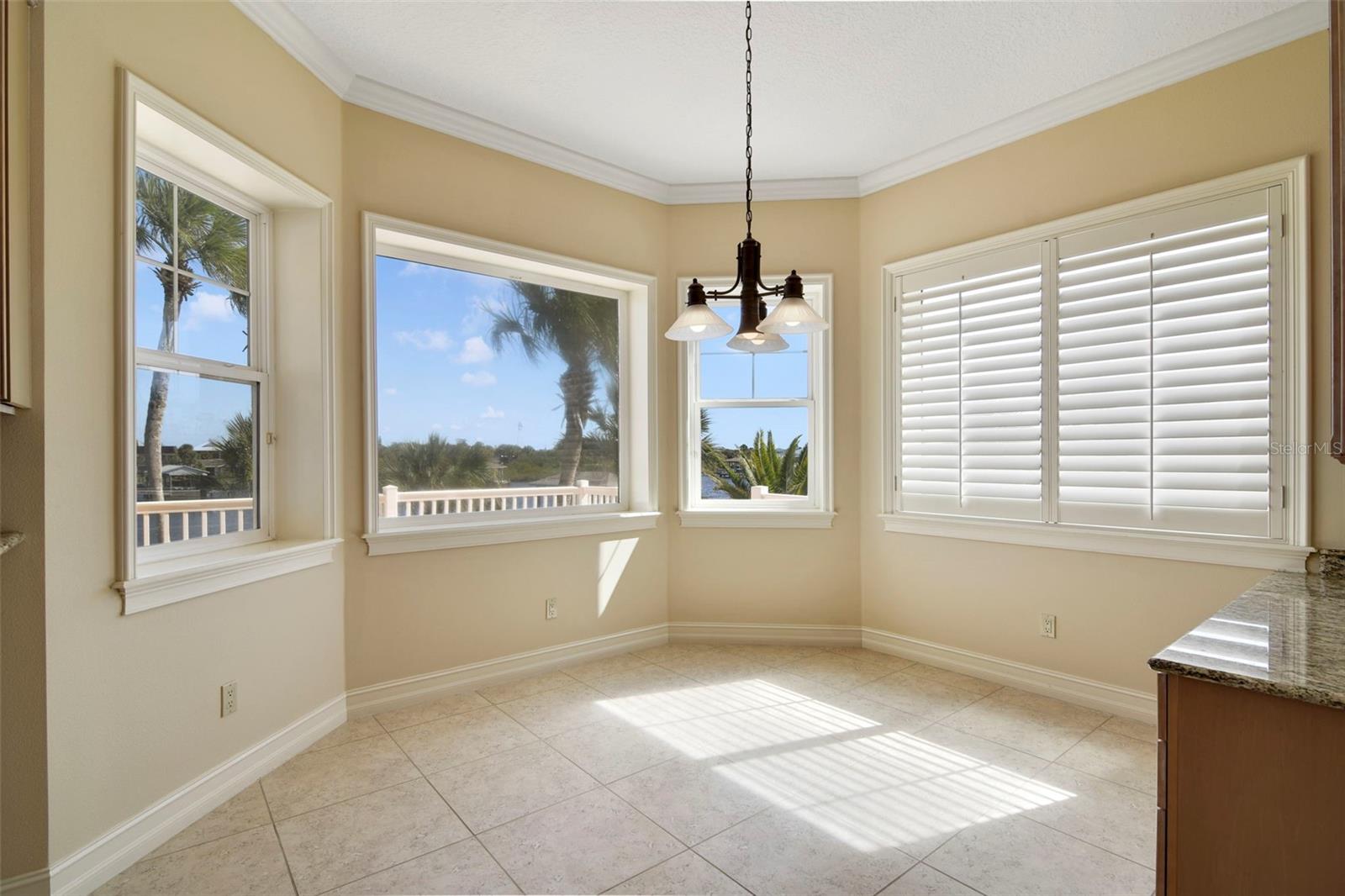 Image 9 of 48 For 500 Lambert Avenue