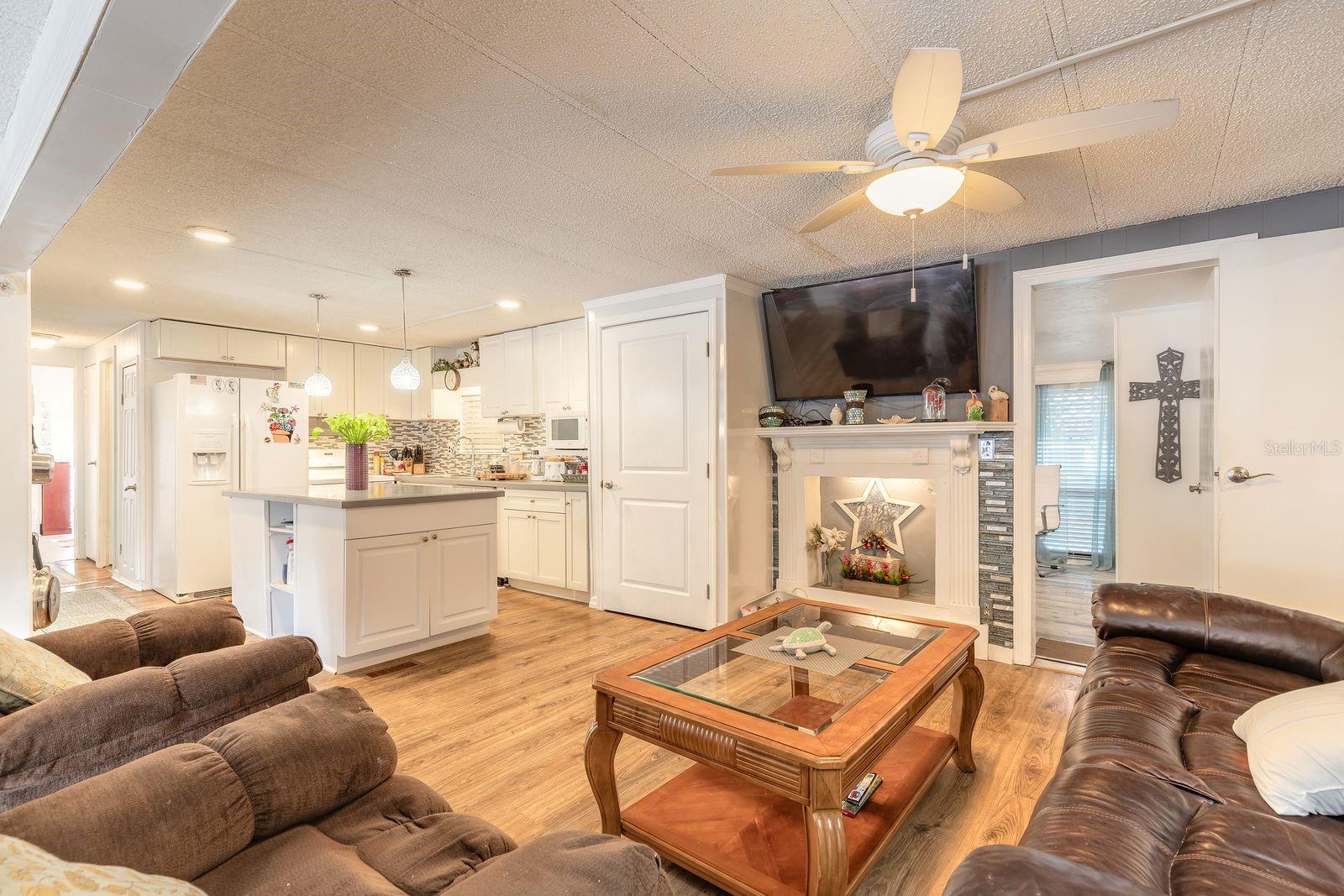 Image 8 of 43 For 109 Douglas Street