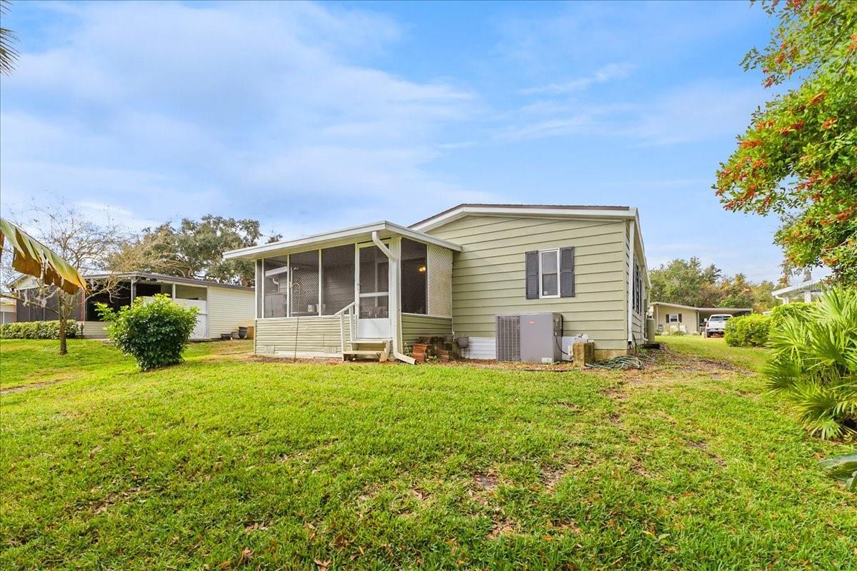 Image 13 of 20 For 205 Schooner Avenue