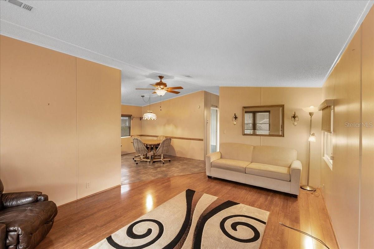 Image 4 of 20 For 205 Schooner Avenue