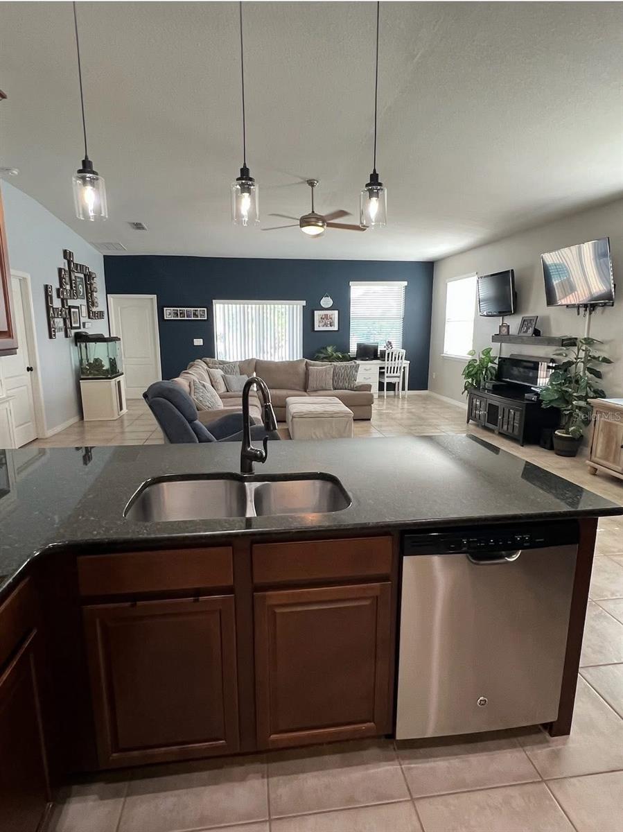 Image 10 of 25 For 3362 Marsili Avenue