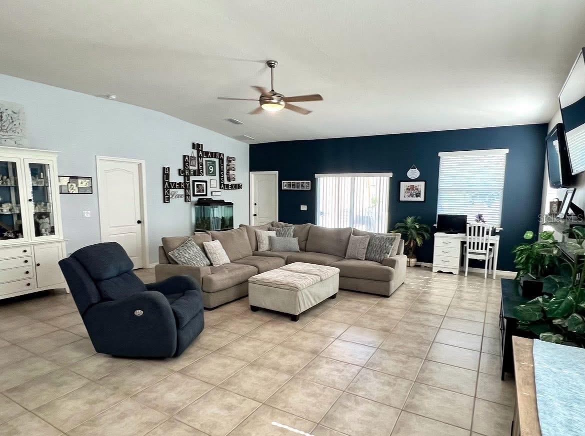 Image 4 of 25 For 3362 Marsili Avenue