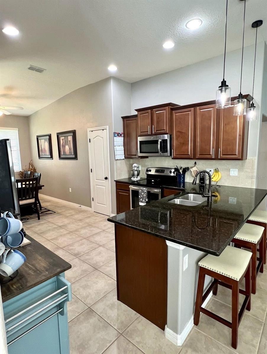 Image 7 of 25 For 3362 Marsili Avenue