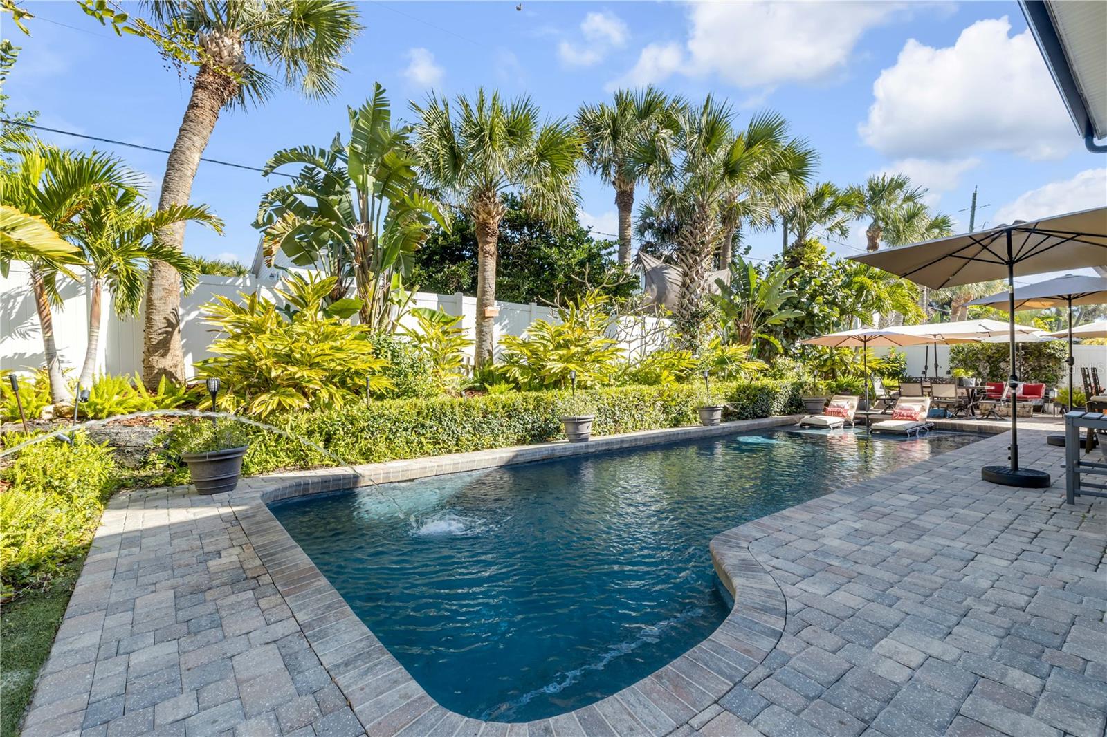 Image 64 of 72 For 4623 Atlantic Avenue