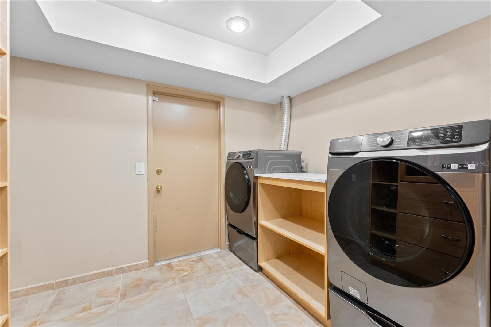 Image 27 of 35 For 314 Iowa Woods Circle W