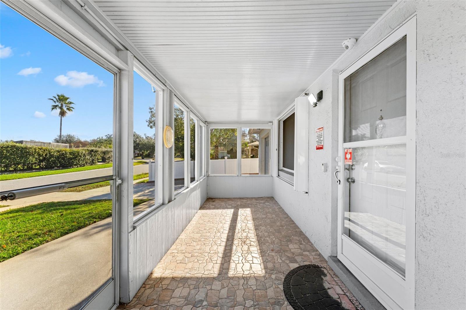 Image 4 of 35 For 314 Iowa Woods Circle W