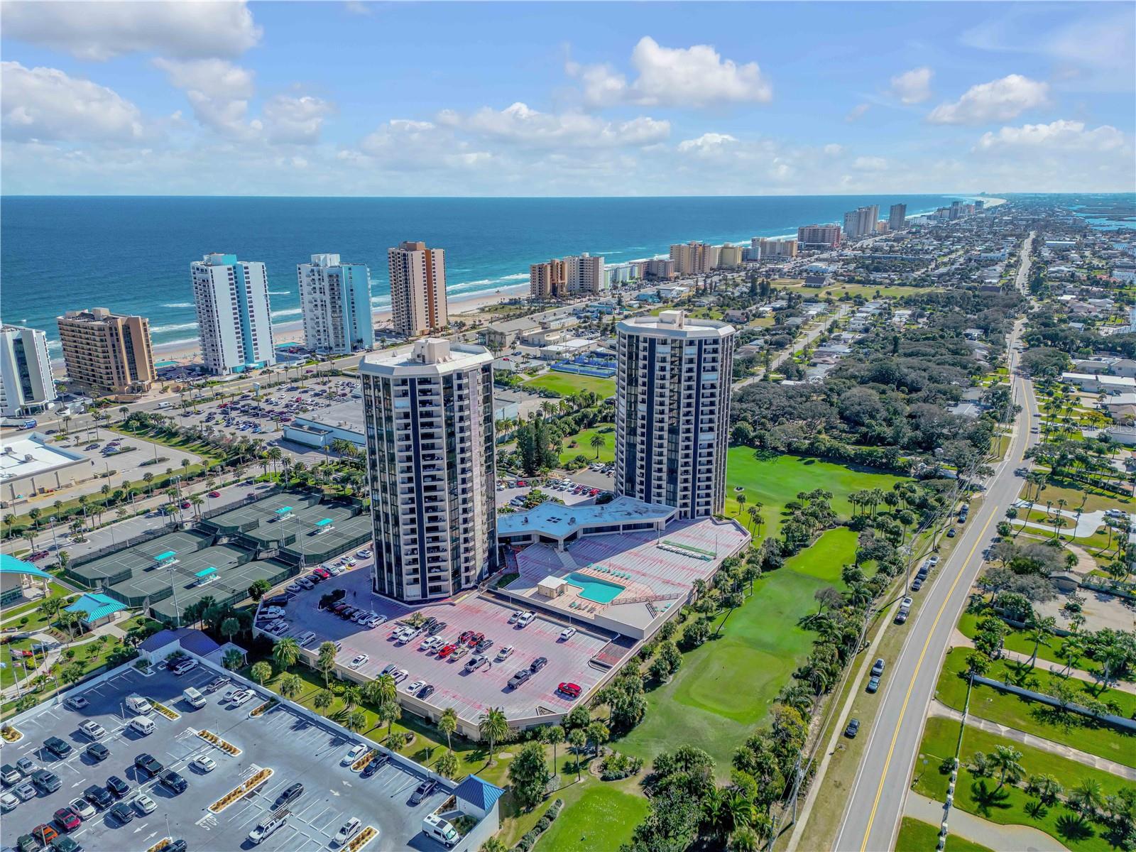 Image 56 of 57 For 1 Oceans West Boulevard 10b4