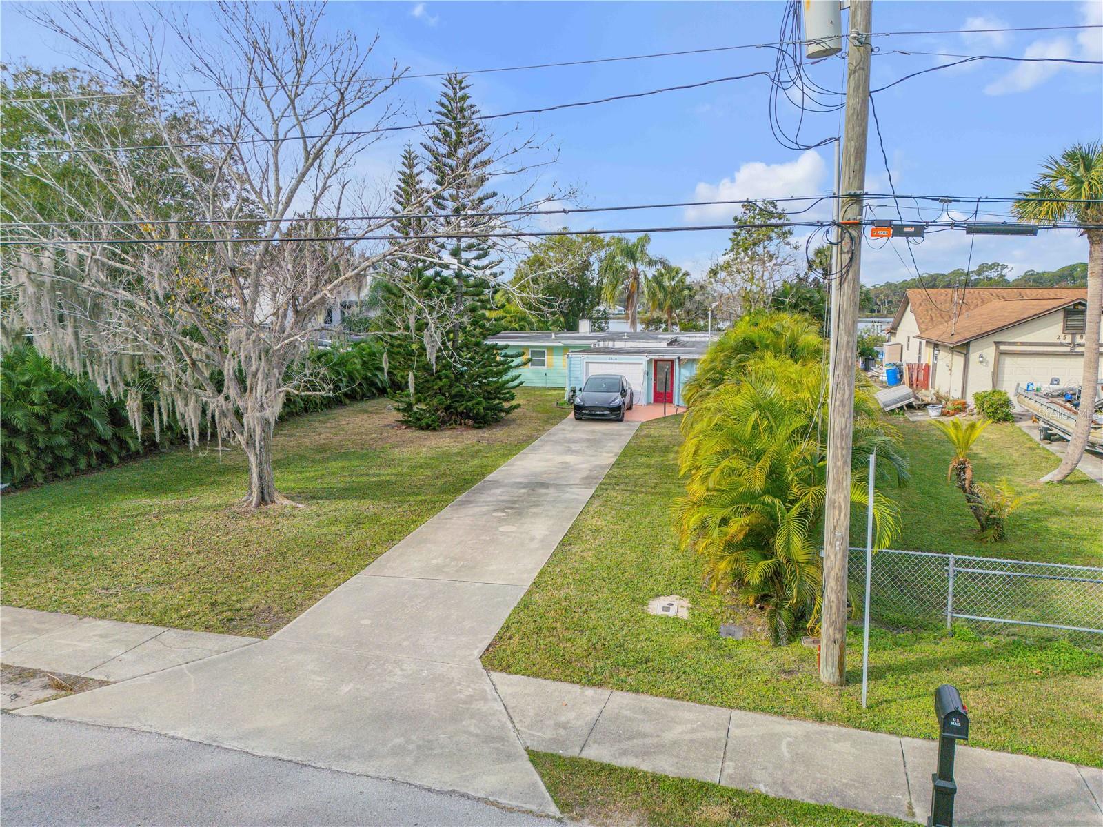 Image 16 of 42 For 2576 Sunset Drive