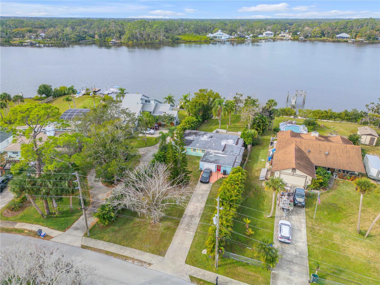 Image 22 of 42 For 2576 Sunset Drive