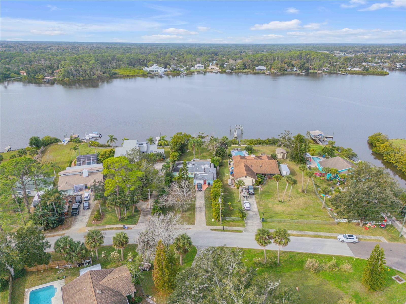 Image 26 of 42 For 2576 Sunset Drive