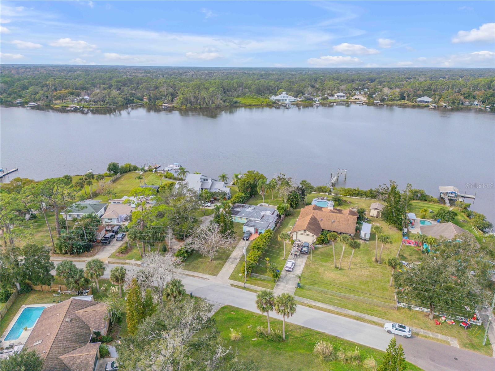 Image 27 of 42 For 2576 Sunset Drive