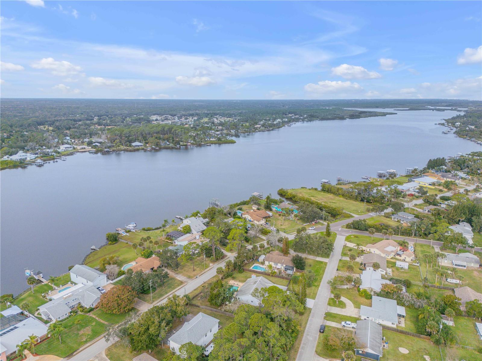 Image 38 of 42 For 2576 Sunset Drive