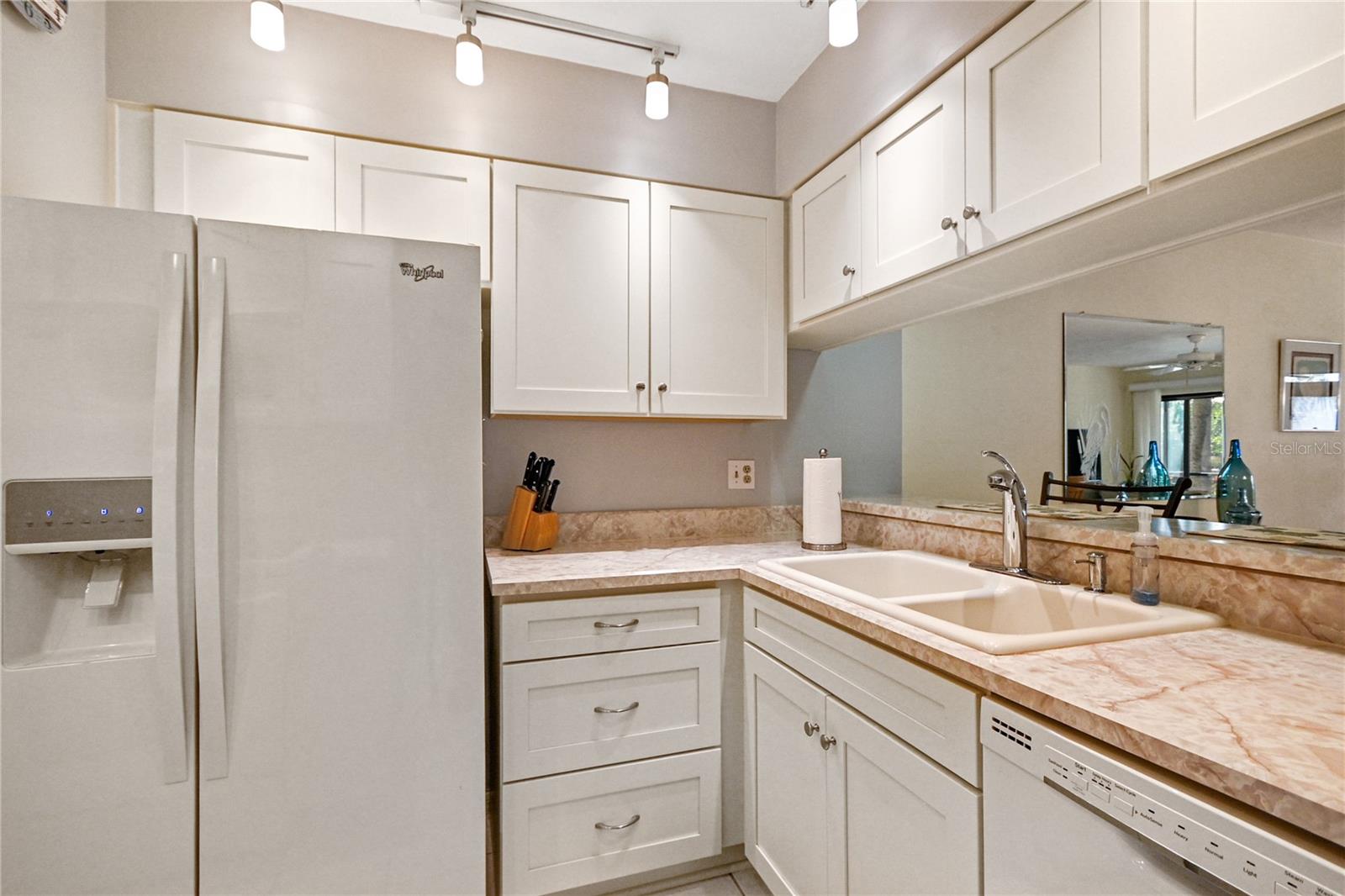 Image 12 of 32 For 466 Bouchelle Drive 104