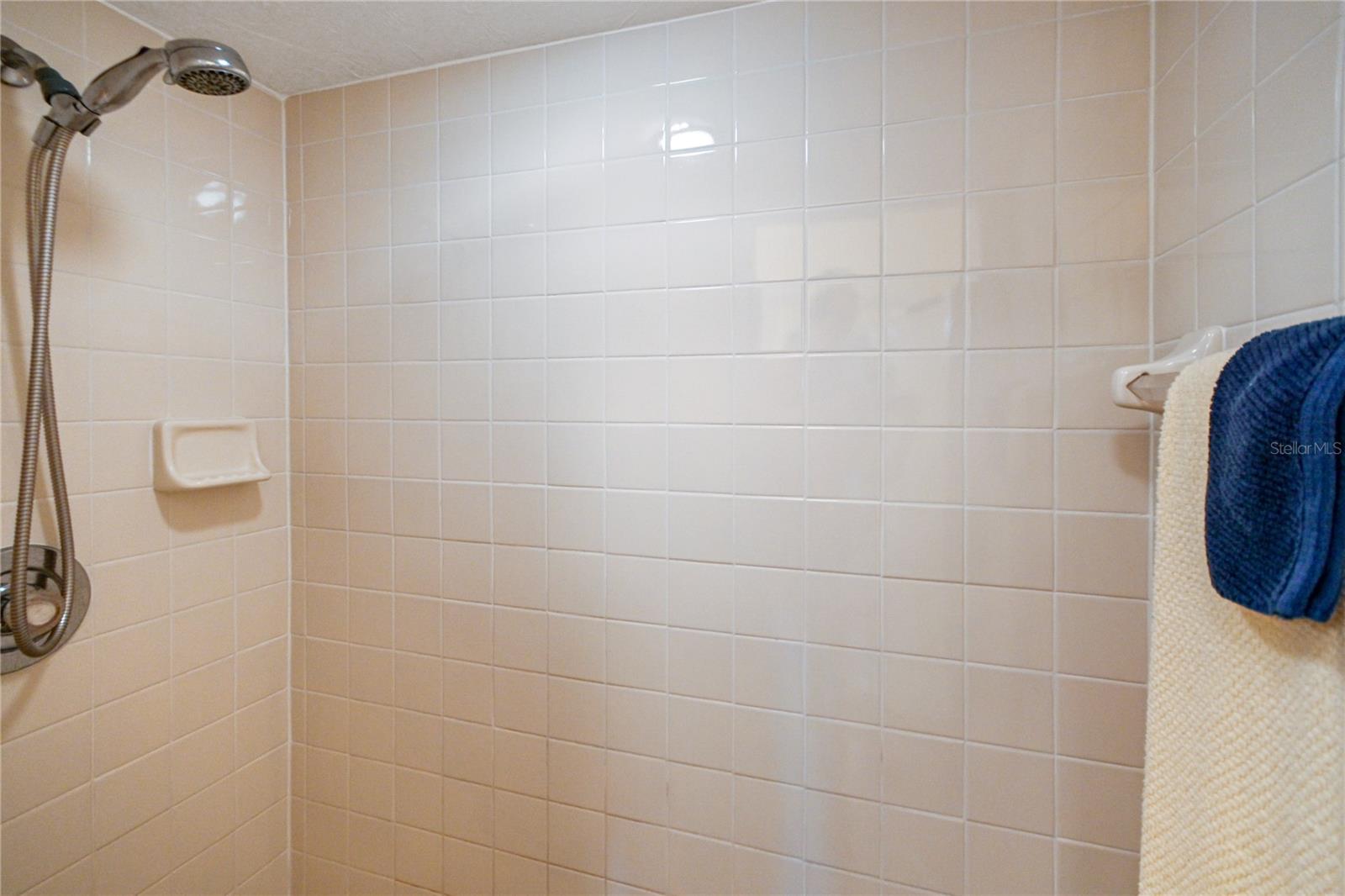 Image 18 of 32 For 466 Bouchelle Drive 104