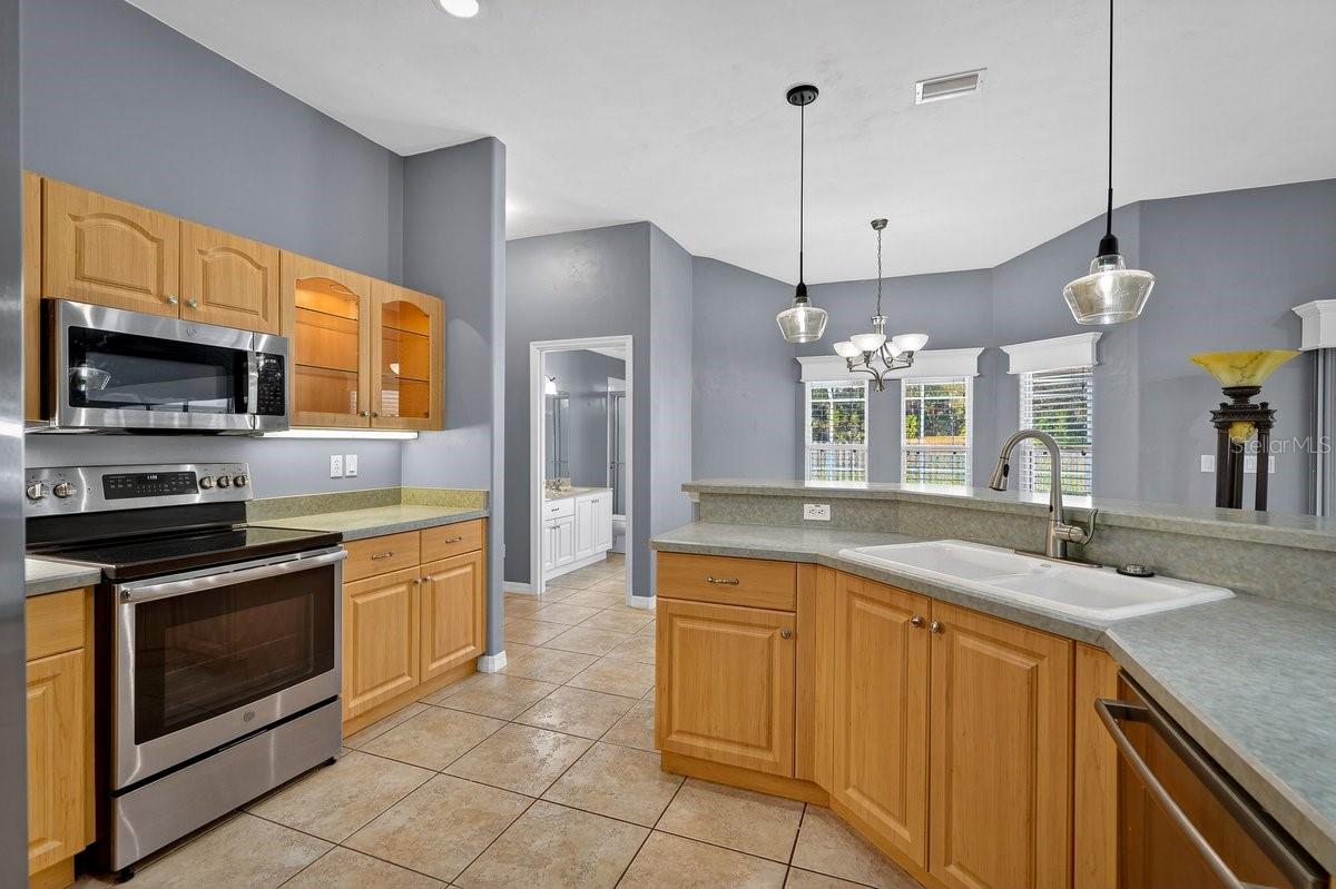 Image 18 of 44 For 4229 Mayfair Lane