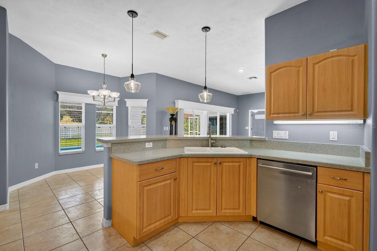 Image 19 of 44 For 4229 Mayfair Lane