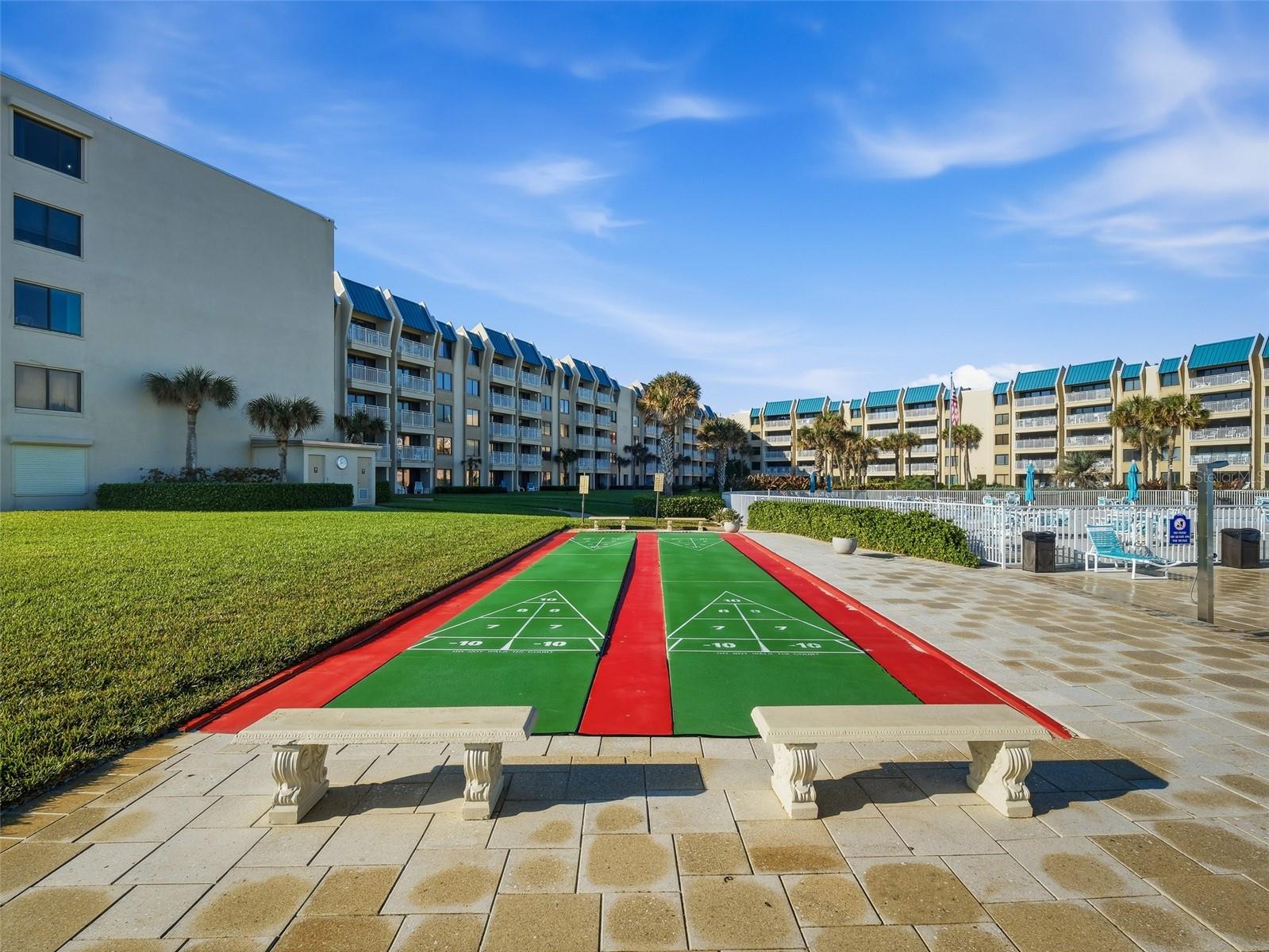 Image 40 of 69 For 4501 Atlantic Avenue 121