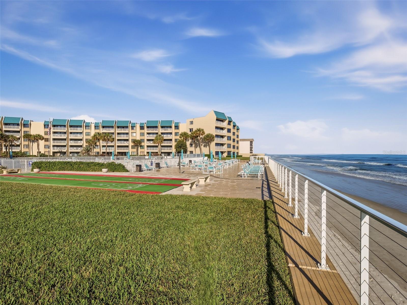 Image 41 of 69 For 4501 Atlantic Avenue 121