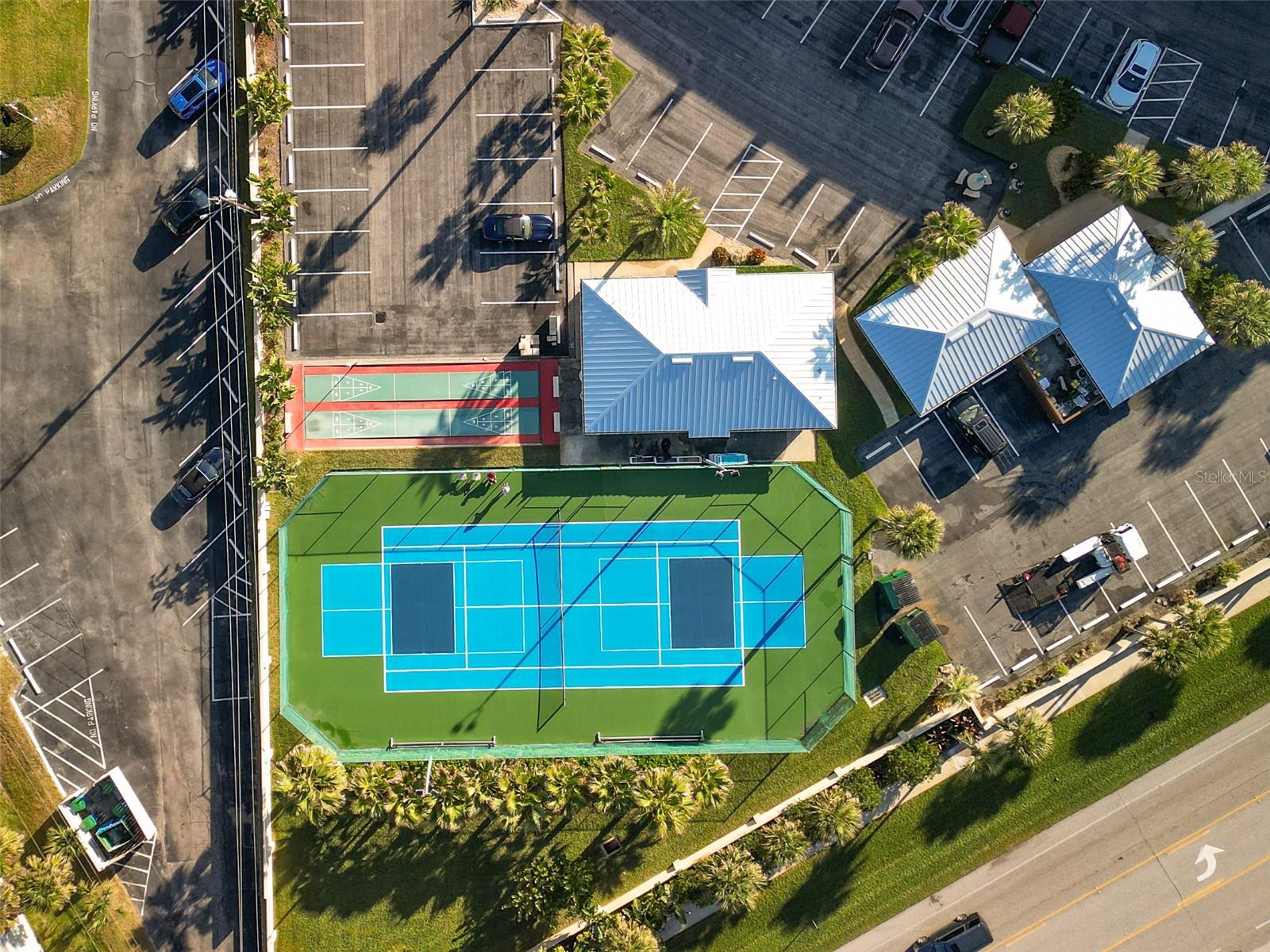 Image 54 of 69 For 4501 Atlantic Avenue 121