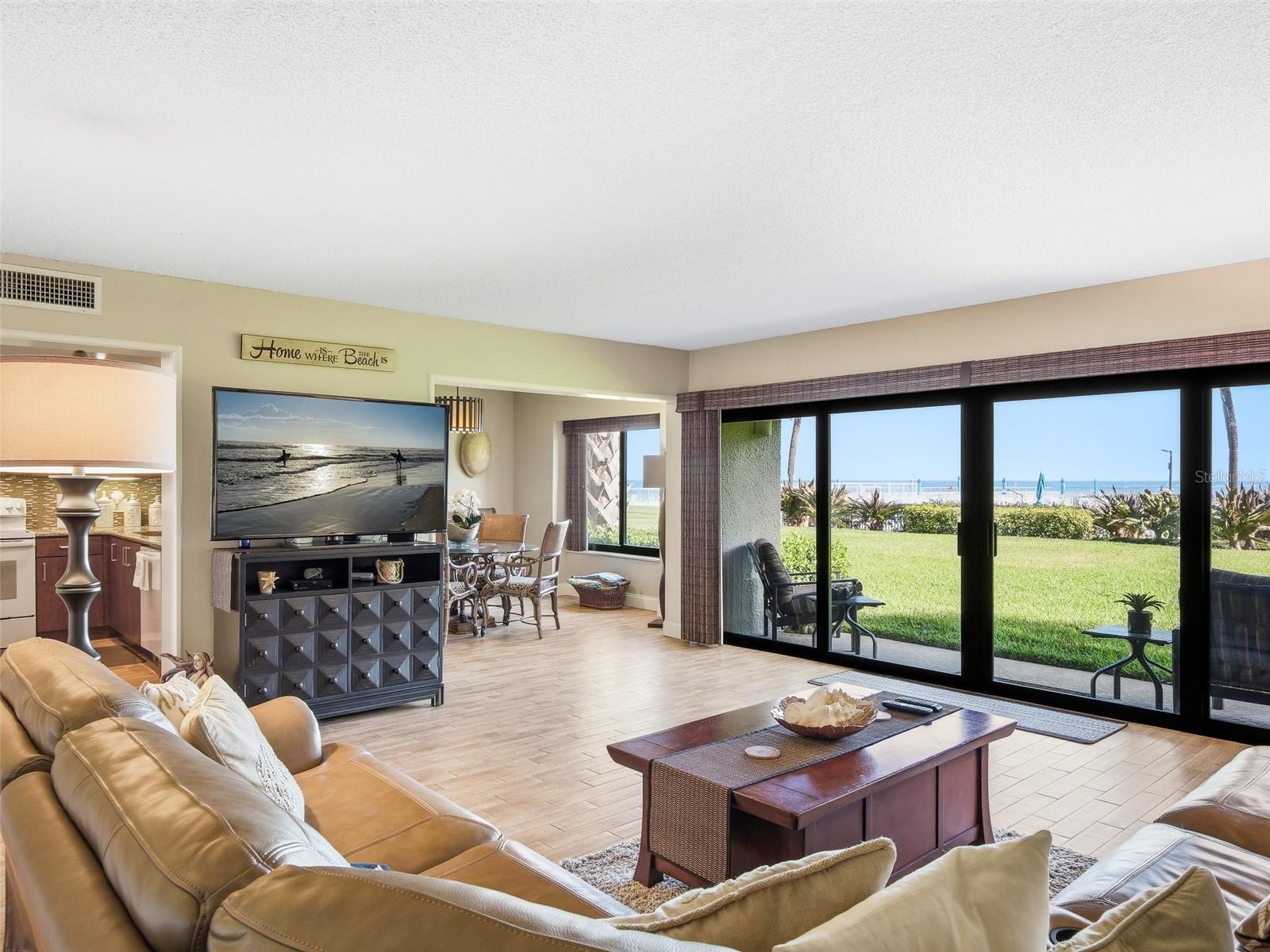 Image 8 of 69 For 4501 Atlantic Avenue 121